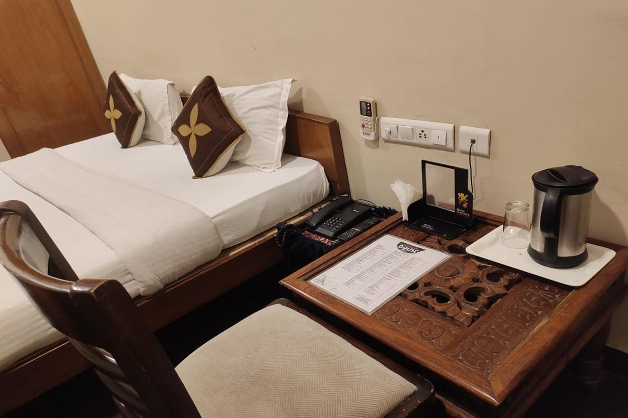Hotel Rang Mahal Near Jaipur International Airport Екстер'єр фото