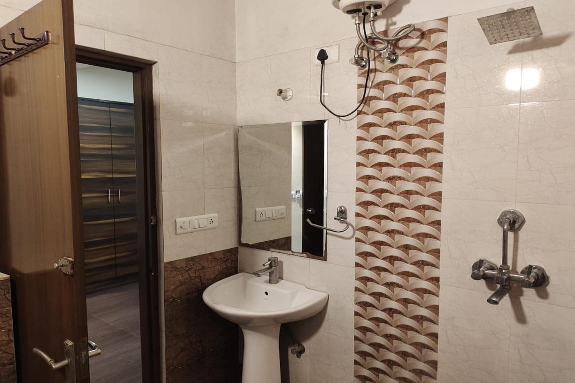 Hotel Rang Mahal Near Jaipur International Airport Екстер'єр фото