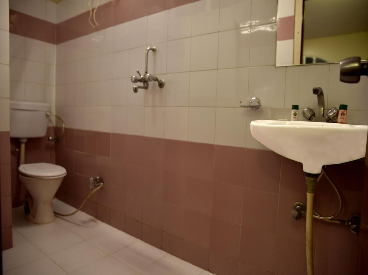 Hotel Rang Mahal Near Jaipur International Airport Екстер'єр фото