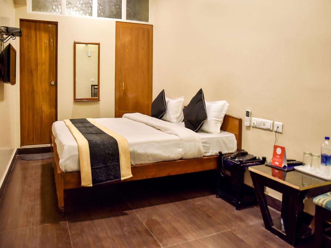 Hotel Rang Mahal Near Jaipur International Airport Екстер'єр фото