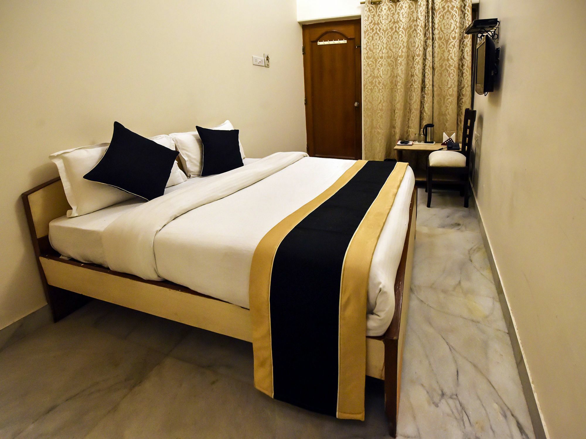 Hotel Rang Mahal Near Jaipur International Airport Екстер'єр фото